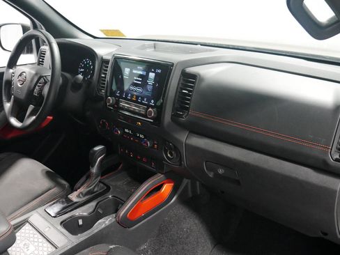 Used 2023 Nissan Frontier PRO-4X w/ Pro Convenience Package image 14