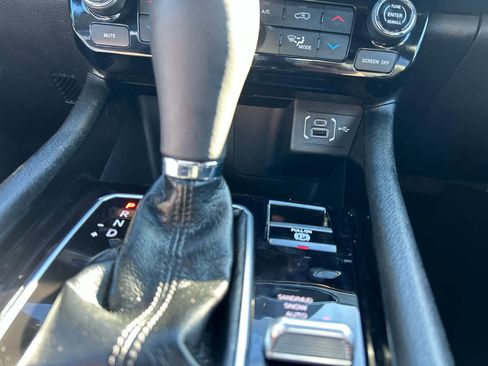 Used 2024 Jeep Compass Limited image 26