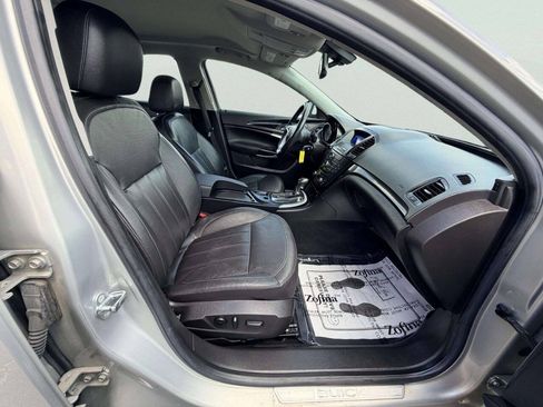 Used 2011 Buick Regal CXL w/ RL3 Preferred Equipment Group FWD image 29