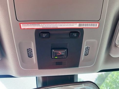 Used 2022 Toyota Camry SE FWD image 15