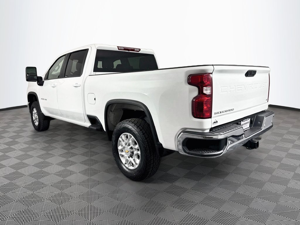 Used 2025 Chevrolet Silverado 2500 LT w/ All Star Edition AWD/4WD image 5