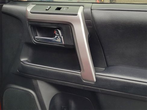 Used 2020 Toyota 4Runner SR5 image 13