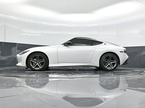 Used 2024 Nissan Z Sport w/ Floor Mat Package RWD image 57
