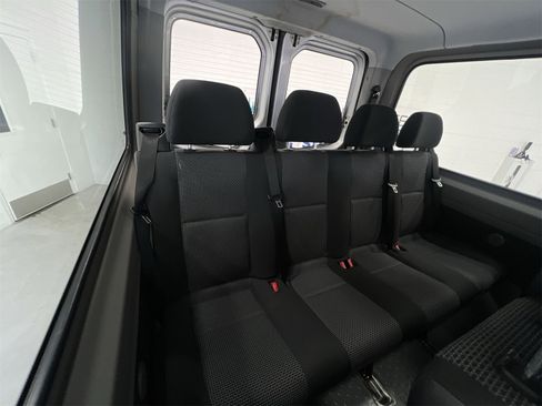 Used 2013 Mercedes-Benz Sprinter 2500 image 25