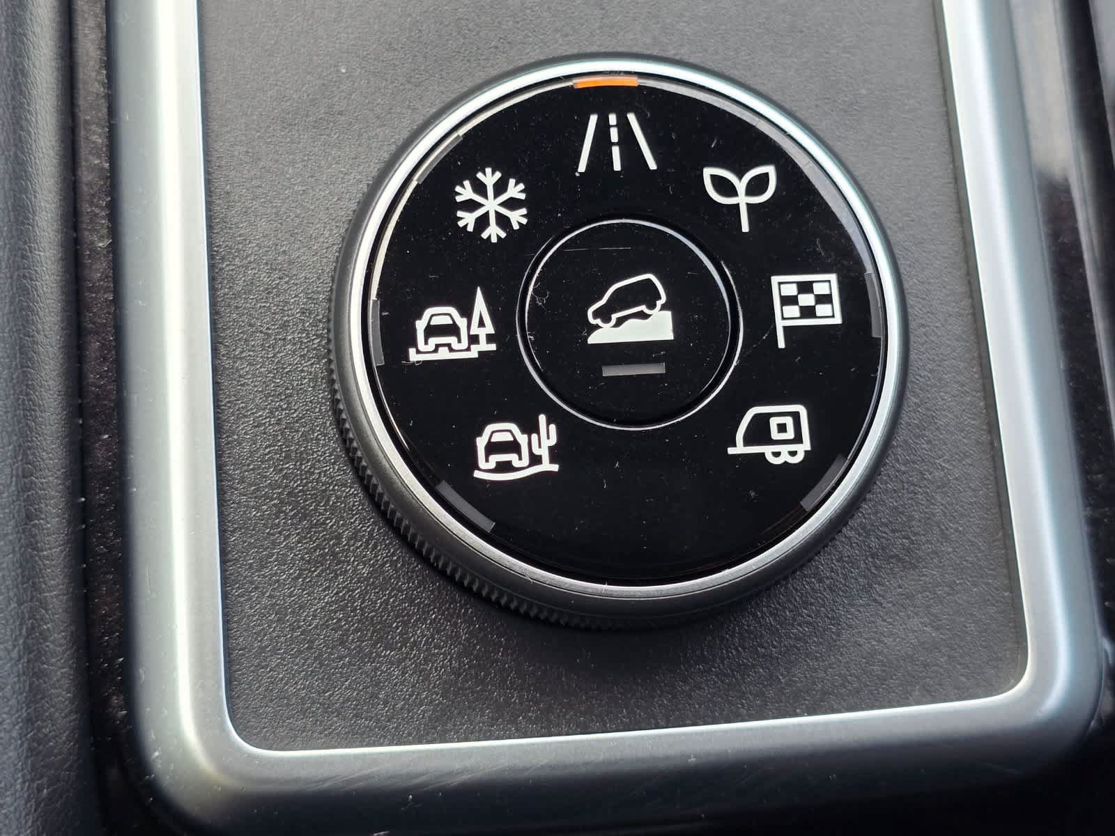Used 2023 Nissan Pathfinder SL AWD/4WD image 13