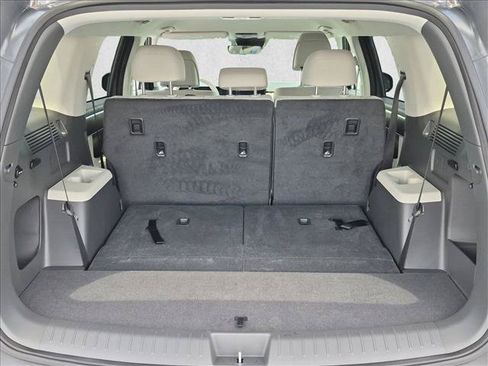 Used 2025 Hyundai Santa Fe SE FWD image 6