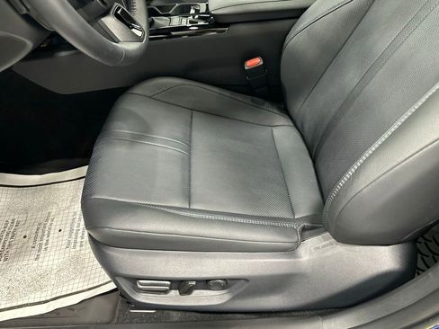 Used 2026 Toyota Camry XSE FWD image 13