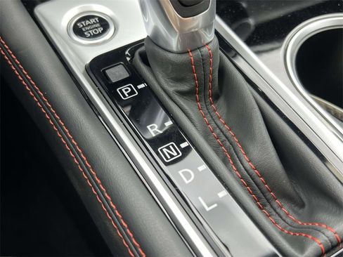 New 2025 Nissan Altima 2.5 SR image 14