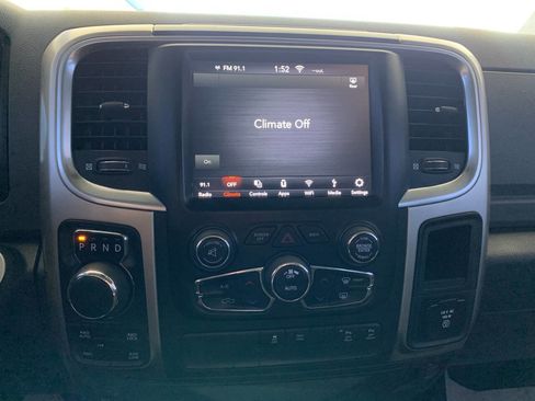 Used 2019 RAM 1500 Big Horn AWD/4WD image 17