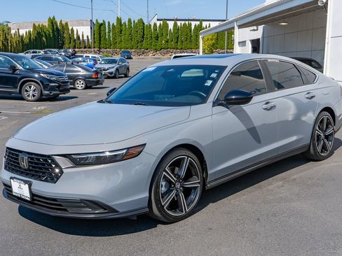 Certified 2025 Honda Accord Sport image 6