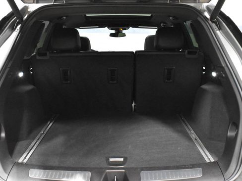 Certified 2025 Cadillac XT5 Premium Luxury image 29