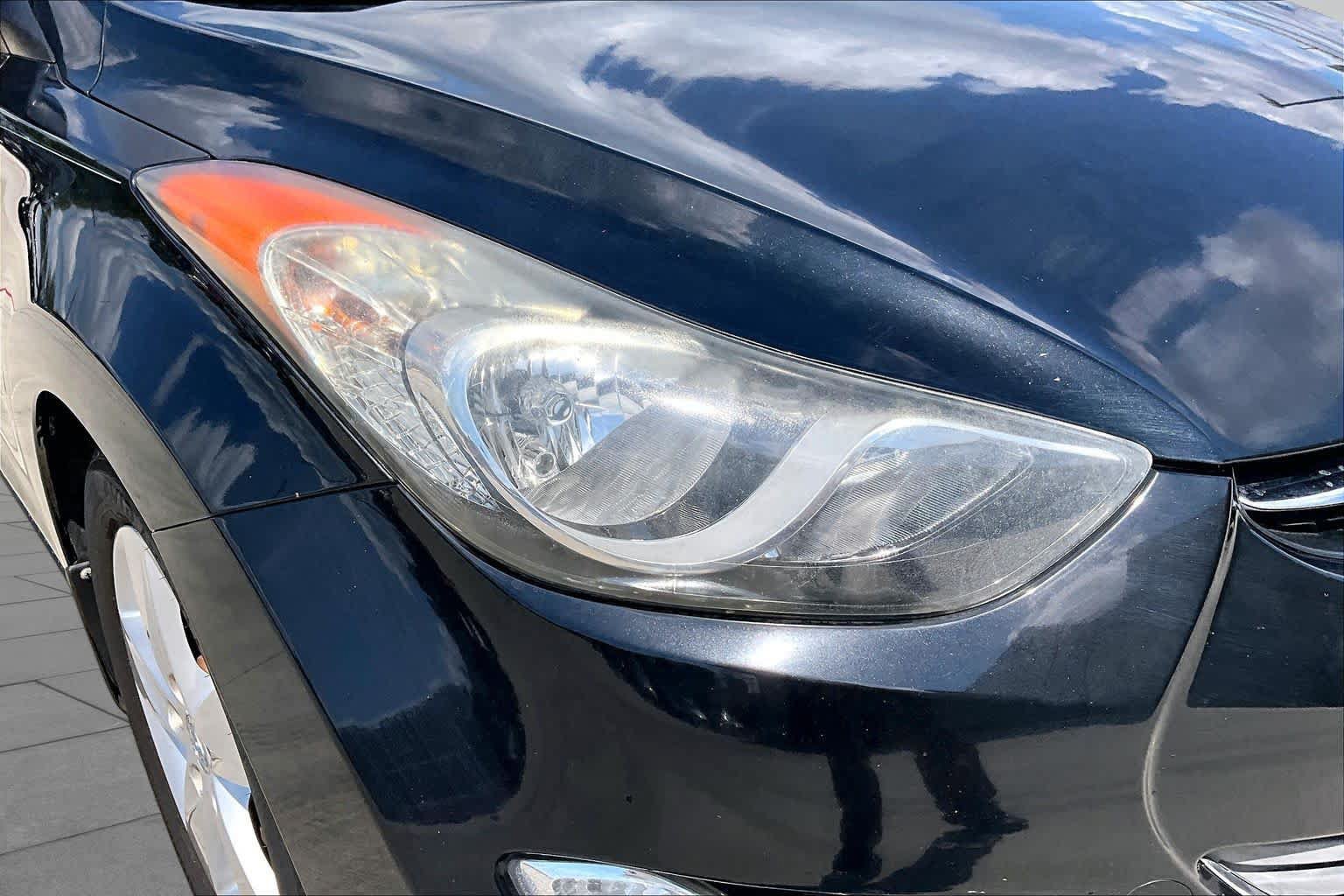 Used 2013 Hyundai Elantra GLS w/ Preferred Pkg FWD image 23