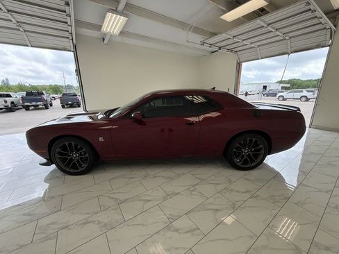 Used 2021 Dodge Challenger R/T Scat Pack w/ Plus Package image 5