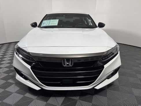 Used 2022 Honda Accord Sport image 9