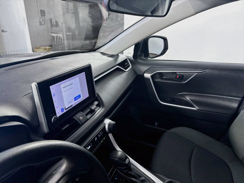 Used 2023 Toyota RAV4 LE FWD image 5