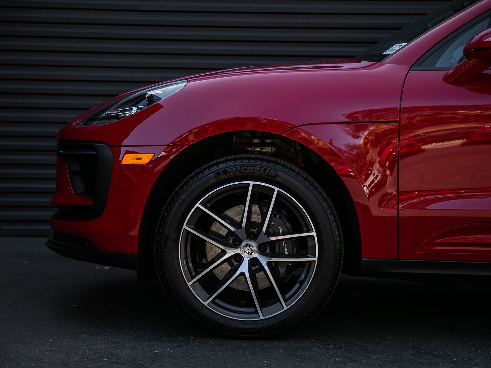 Certified 2026 Porsche Macan AWD/4WD image 24