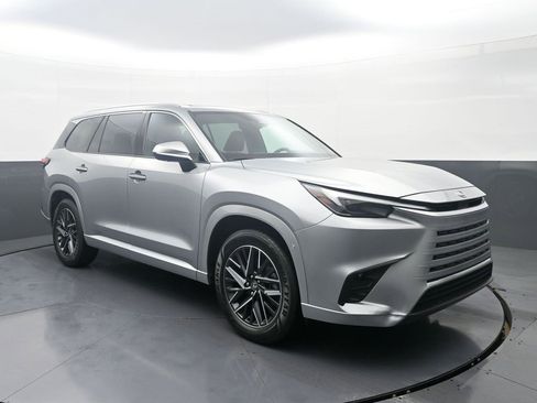 Used 2025 Lexus TX 350 AWD w/ Technology Package image 3