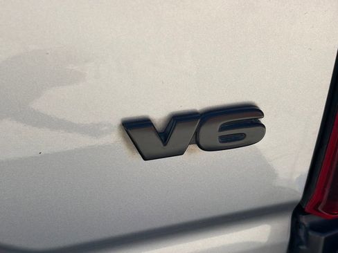 Used 2021 Toyota Tacoma SR5 image 12