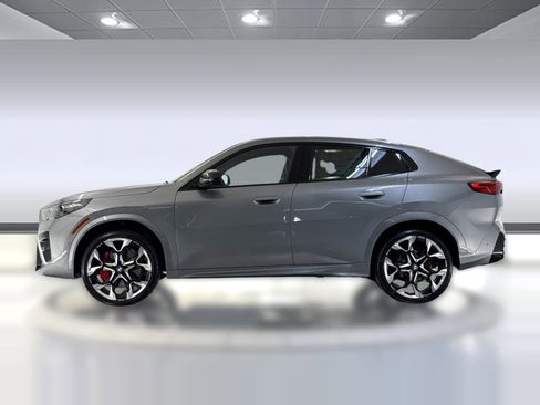 New 2026 BMW X2 xDrive28i w/ Technology Package image 2