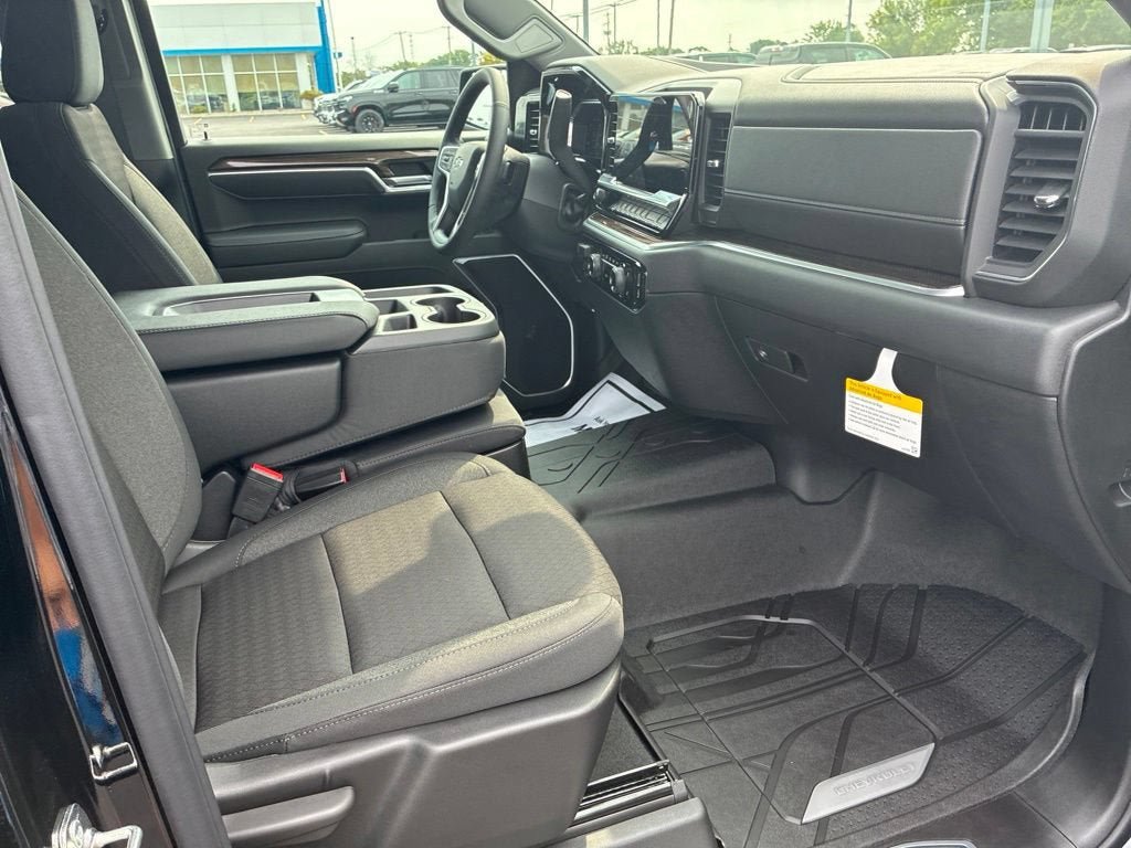 New 2026 Chevrolet Silverado 1500 RST w/ RST Select Package AWD/4WD image 33