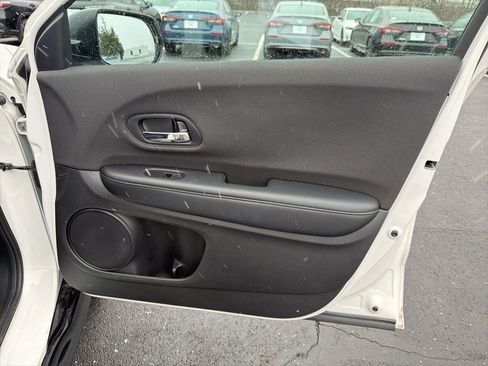 Certified 2022 Honda HR-V Sport image 25
