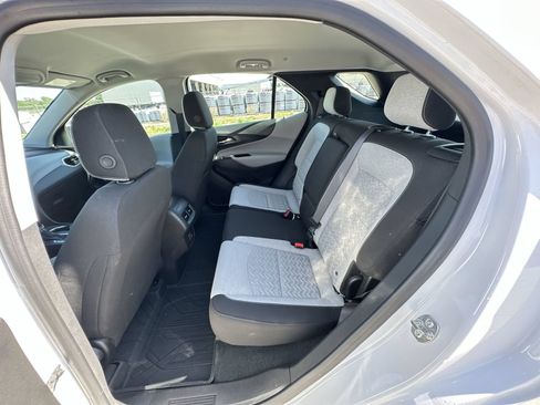Used 2024 Chevrolet Equinox LS AWD/4WD image 23