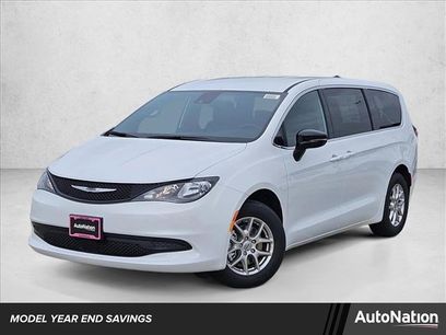 New 2025 Chrysler Voyager LX
