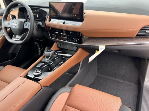 New 2026 Nissan Rogue Platinum w/ Platinum Premium Package image 28