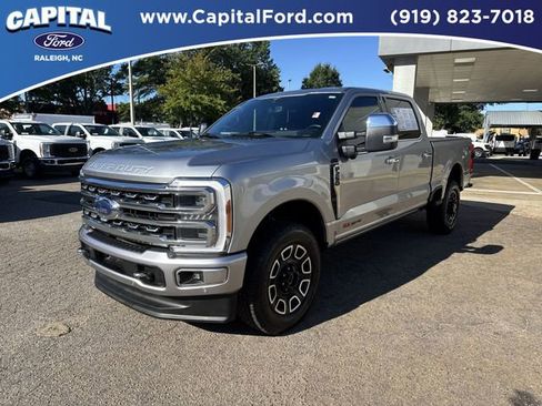 Used 2023 Ford F250 Platinum image 4