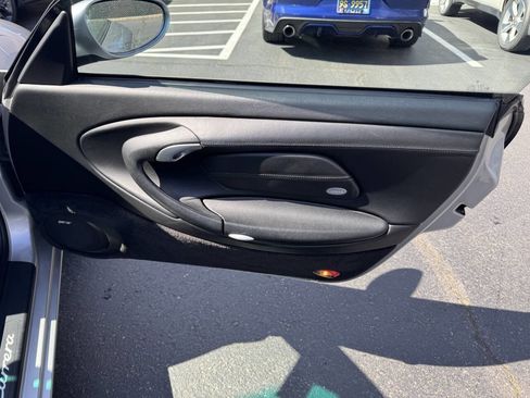 Used 2003 Porsche 911 Carrera image 12