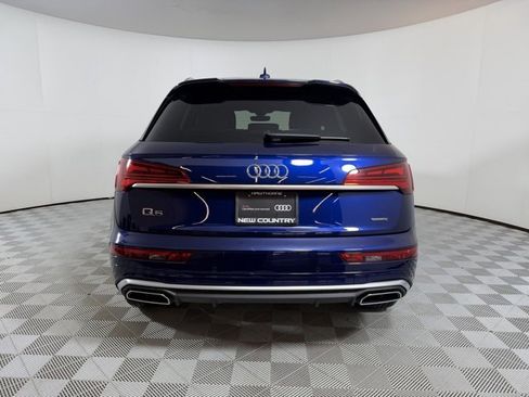 Certified 2025 Audi Q5 2.0T Premium Plus image 6
