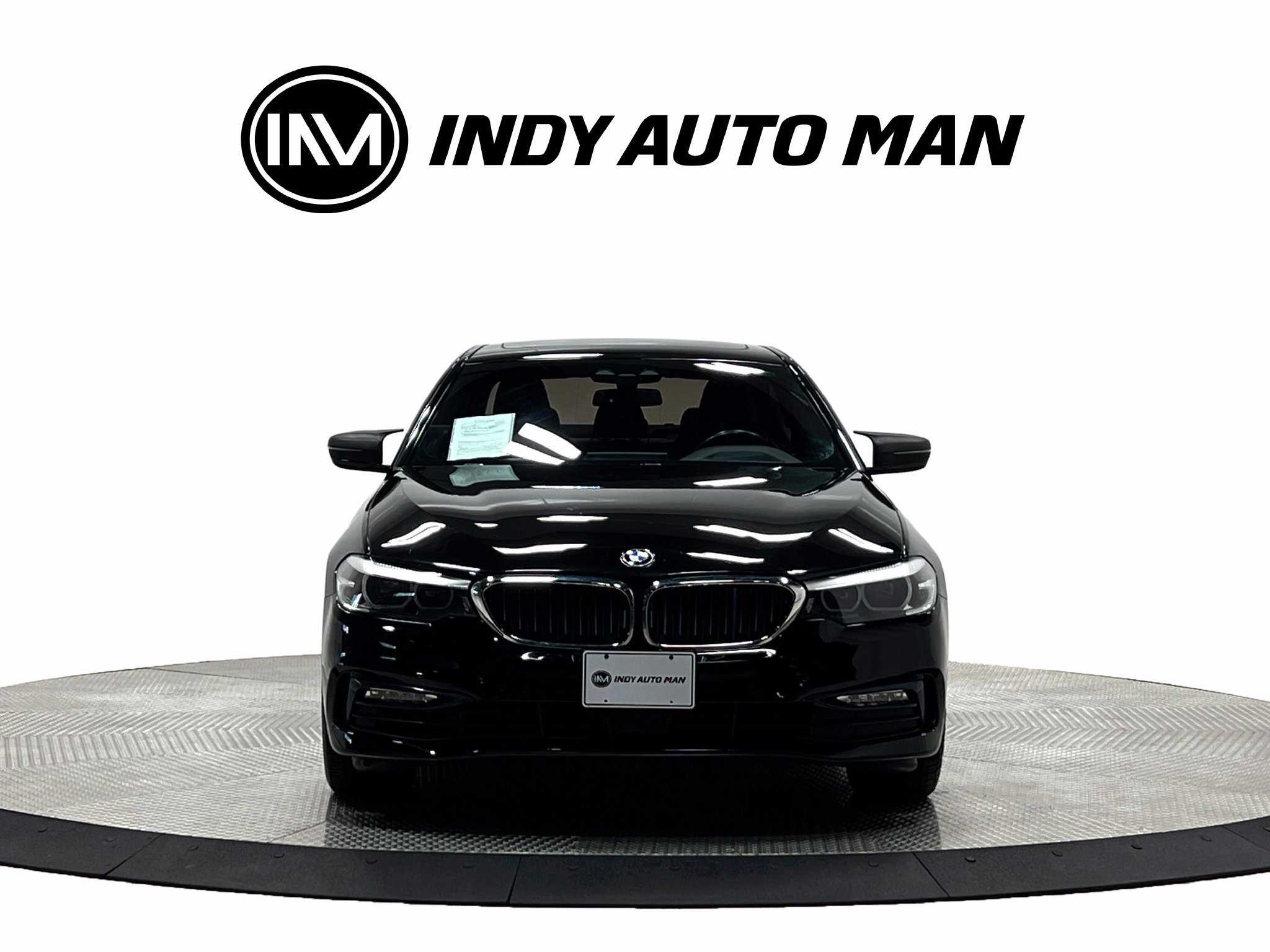 Used 2018 BMW 530e xDrive AWD/4WD image 9