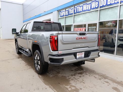 New 2026 GMC Sierra 2500 Denali w/ Denali Reserve Package AWD/4WD image 8