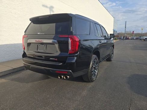 Used 2024 GMC Yukon AT4 w/ AT4 Premium Package AWD/4WD image 6