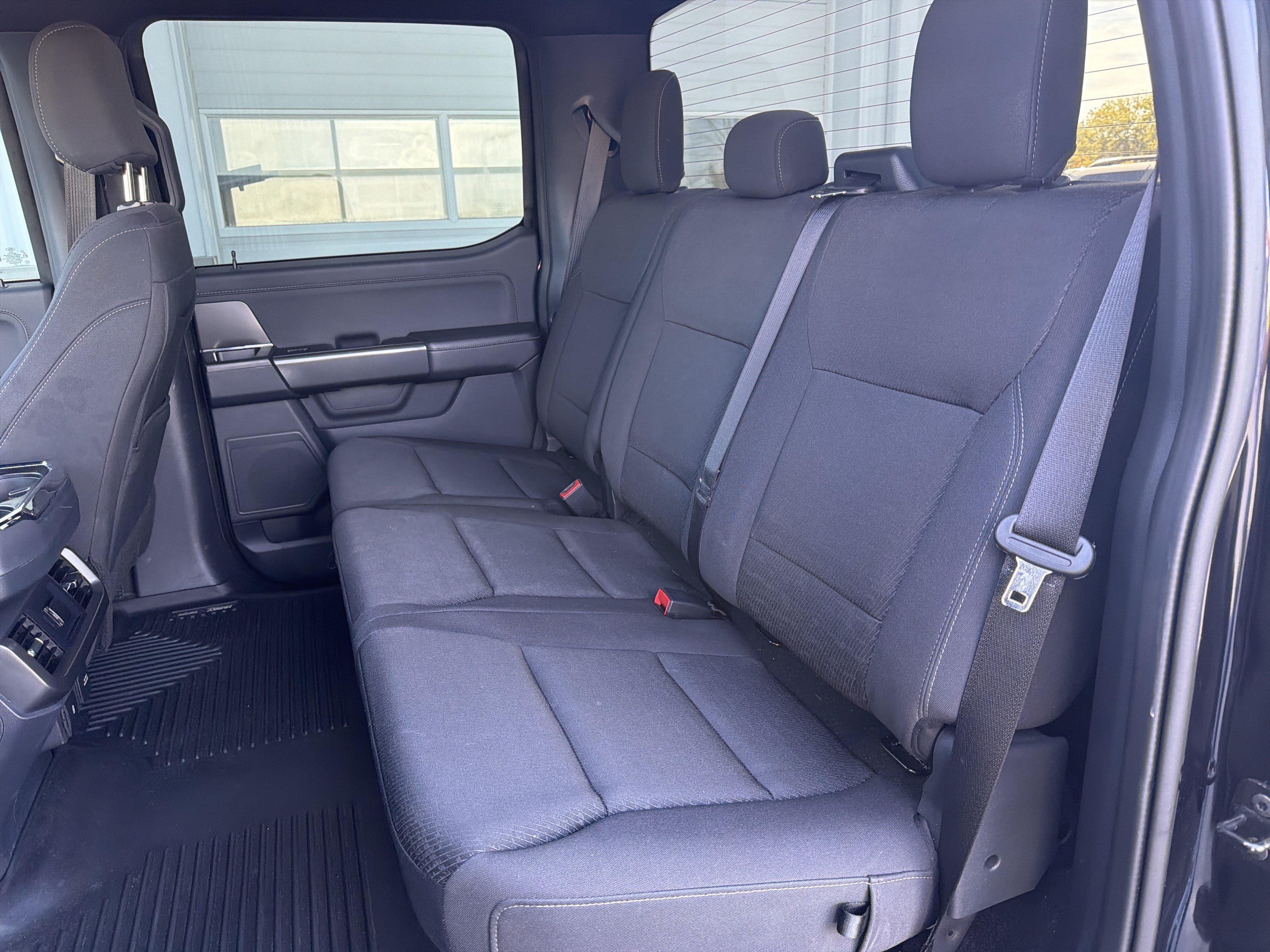 Used 2024 Ford F150 XLT w/ XLT Black Appearance Package AWD/4WD image 25