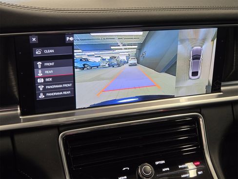 Certified 2020 Porsche Panamera GTS image 23