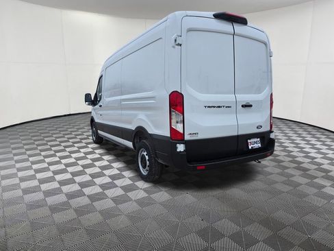 New 2026 Ford Transit 250 148 Medium Roof w/ Load Area Protection Package RWD image 5