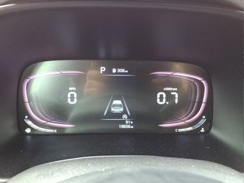 Used 2024 Kia Soul LX FWD image 21