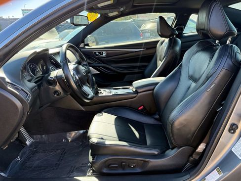 Used 2018 INFINITI Q60 3.0t Sport w/ Sensory Package 3.0T Sport image 12