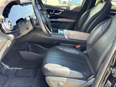 Used 2024 Mercedes-Benz EQS 450+ SUV image 26