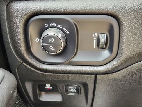Used 2025 RAM 1500 Tradesman w/ Night Edition AWD/4WD image 23