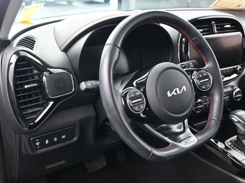 Used 2024 Kia Soul GT-Line FWD image 14