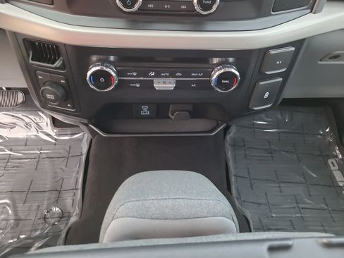 Used 2022 Ford F150 XLT w/ Equipment Group 301A Mid image 25