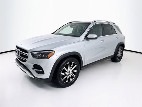 Certified 2025 Mercedes-Benz GLE 350 4MATIC image 3