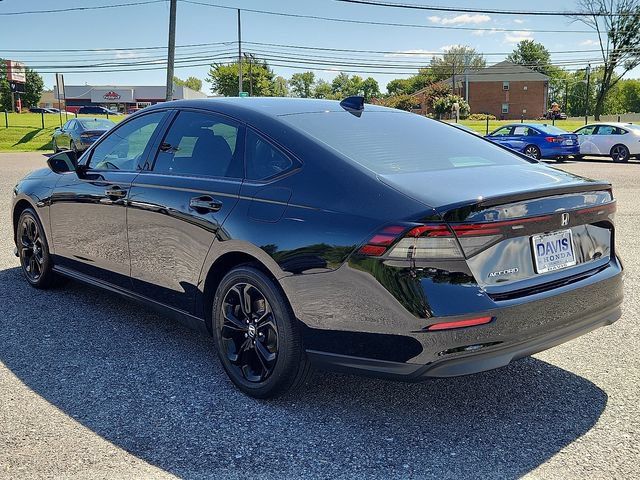 Certified 2025 Honda Accord SE image 4