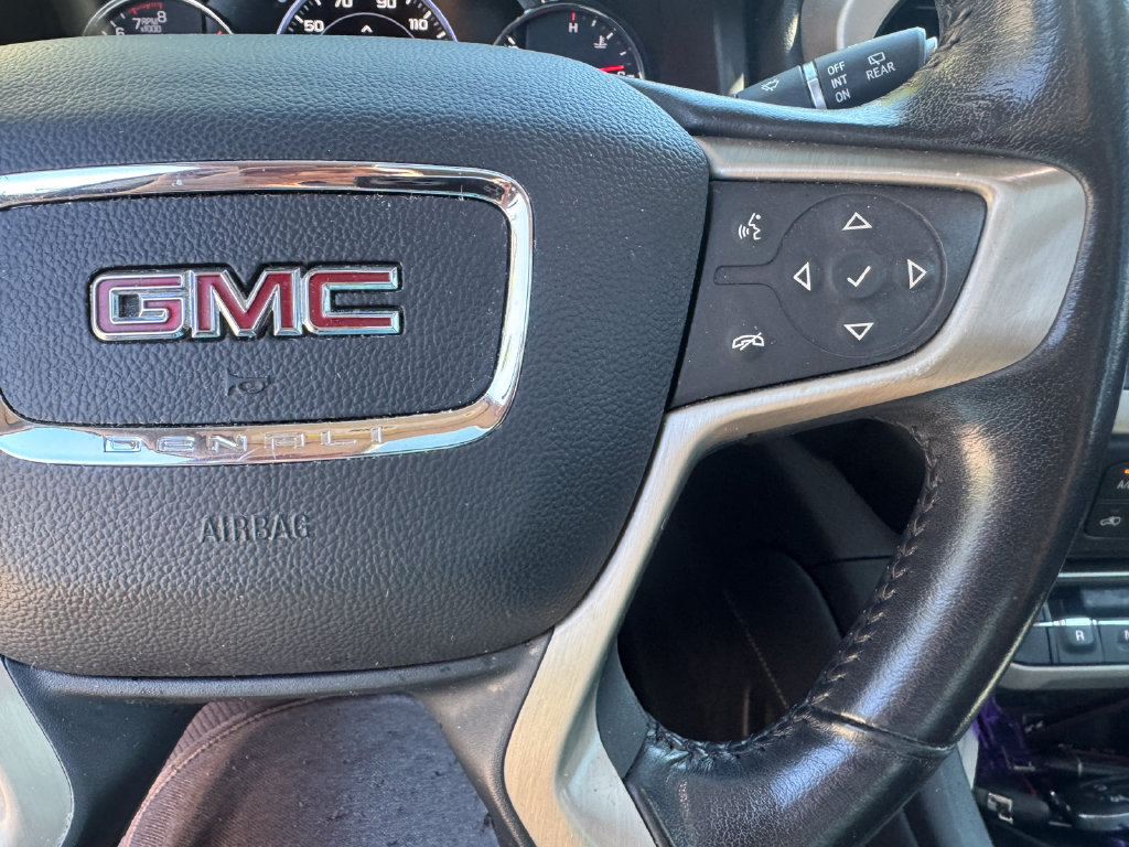 Used 2020 GMC Acadia Denali AWD/4WD image 21