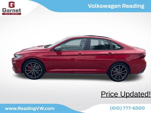 Used 2026 Volkswagen Jetta GLI Autobahn FWD image 2