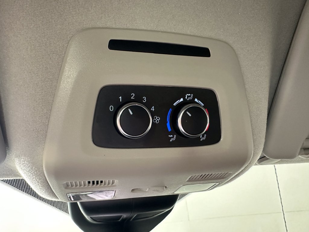 Used 2024 Ford Transit 350 XLT RWD image 31