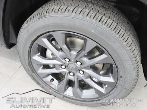 New 2026 Jeep Grand Cherokee L Limited AWD/4WD image 3