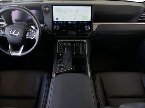 Used 2025 Lexus GX 550 AWD/4WD image 15